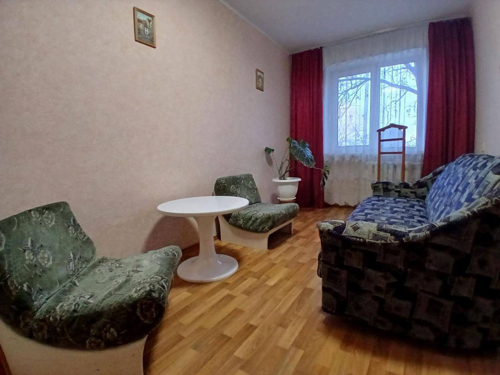 Квартира Біля Залізничного Вокзалу Vinnytsia Bagian luar foto