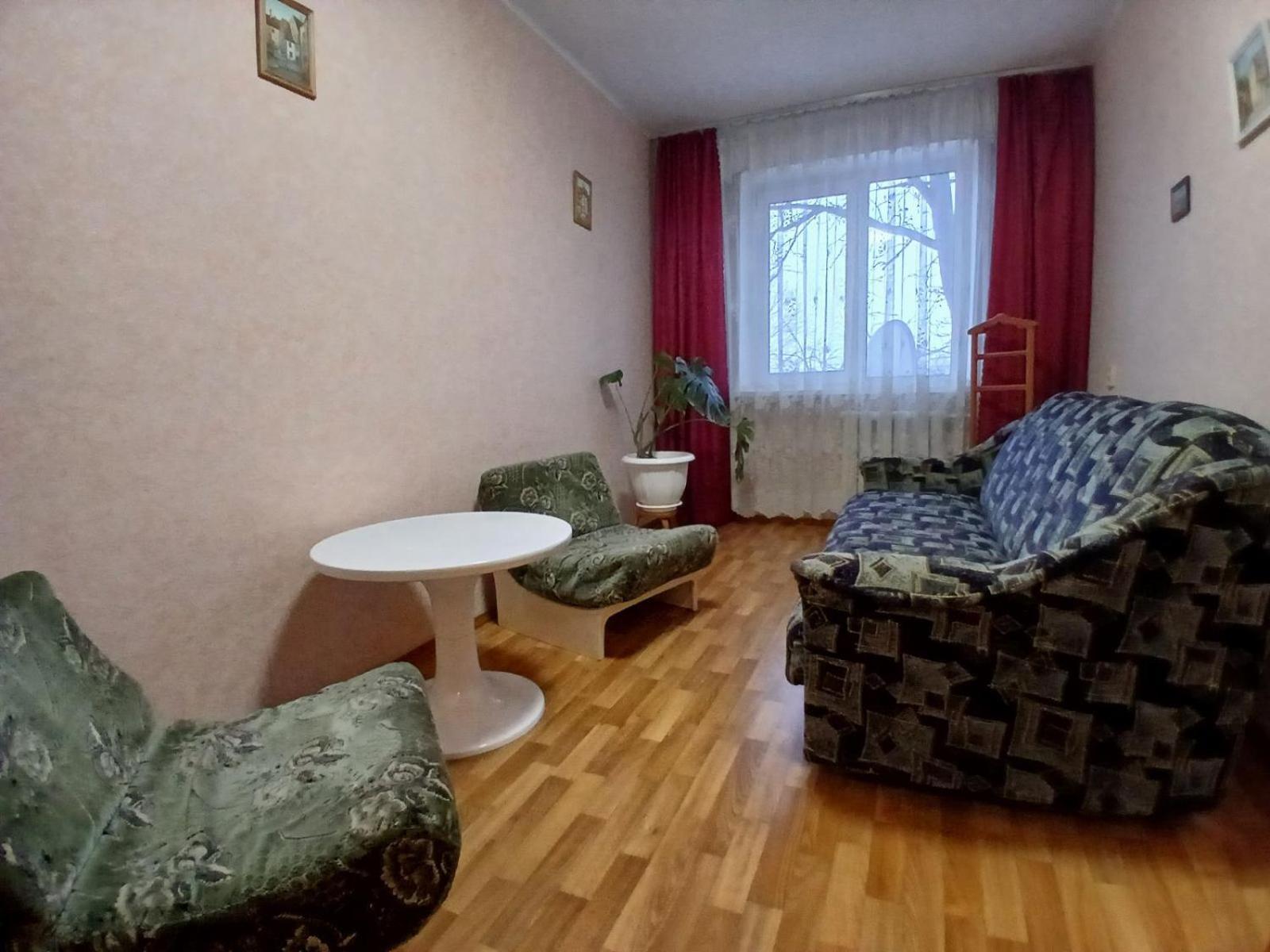 Квартира Біля Залізничного Вокзалу Vinnytsia Bagian luar foto